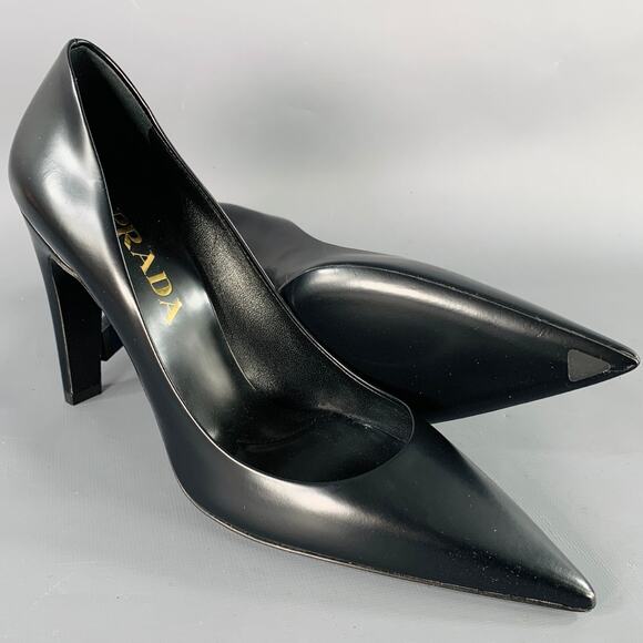 PRADA Size 7 Black Leather Pointed Toe Pumps - Picture 5 of 9